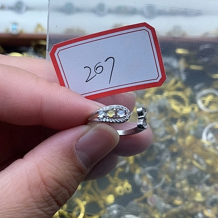 翡翠未镶嵌戒指207