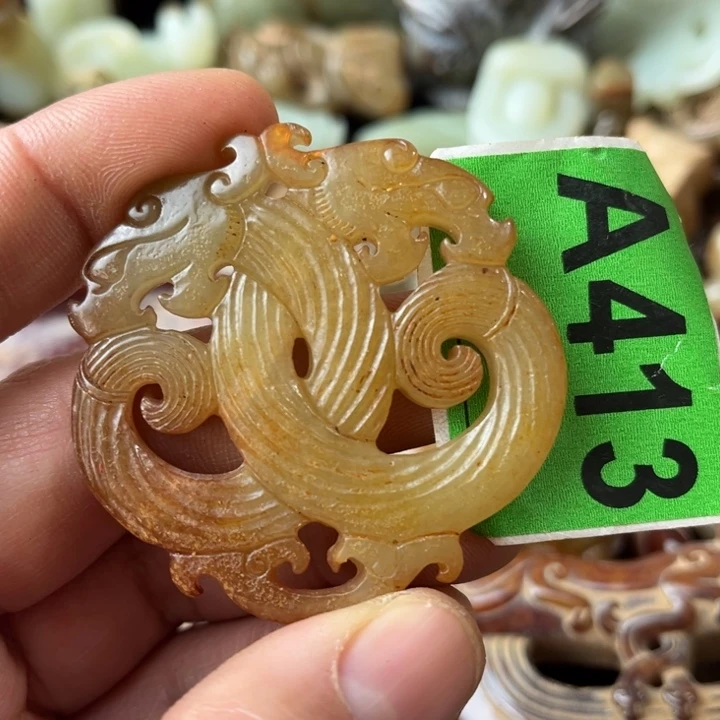 和田玉颈饰未镶嵌