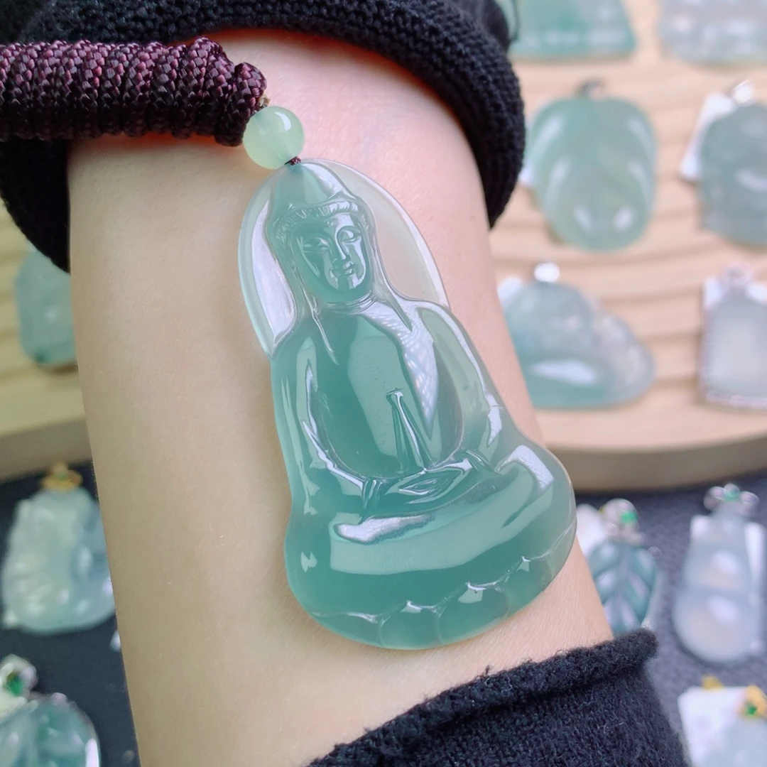 翡翠未镶嵌颈饰吊坠