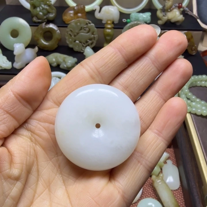 纵***师和田玉未镶嵌手链