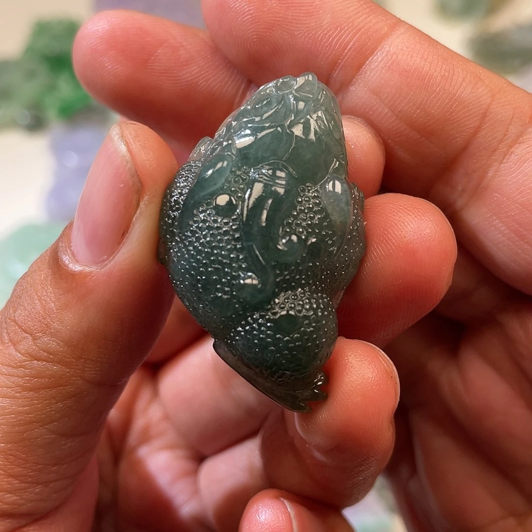 翡翠未镶嵌颈饰翡玉缘翡翠