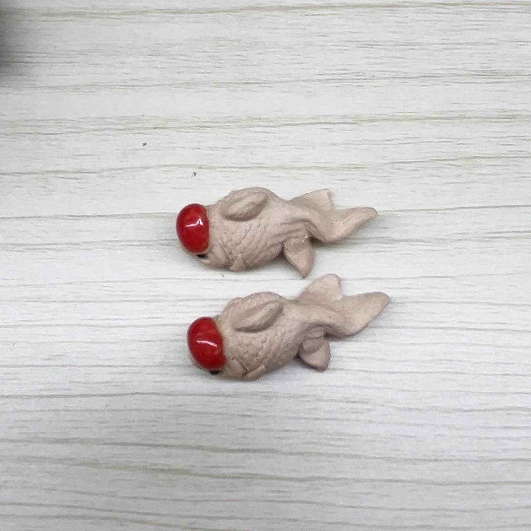 紫砂茶宠鸿运当头金鱼1对