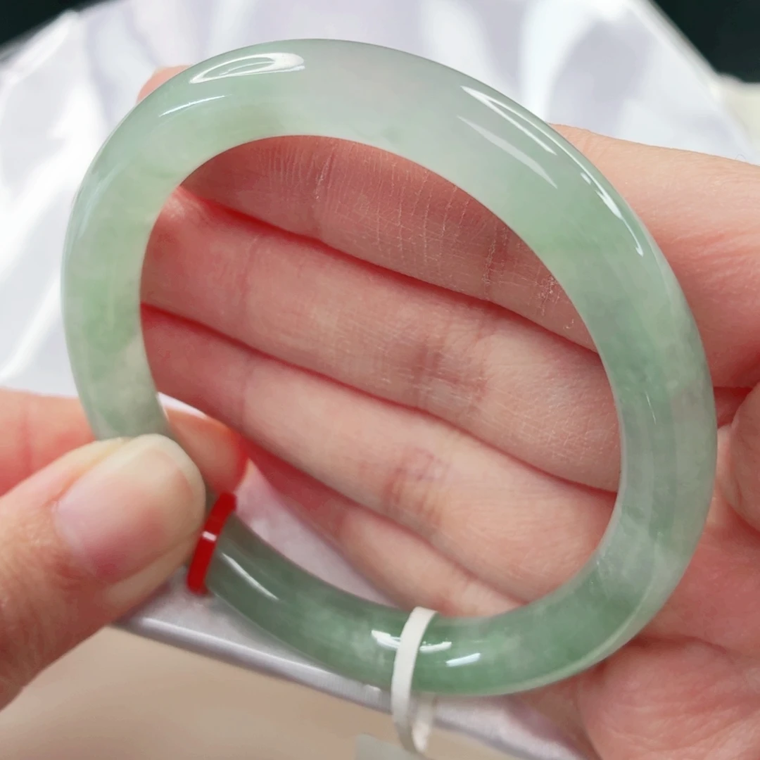 翡翠未镶嵌手镯54圈23698