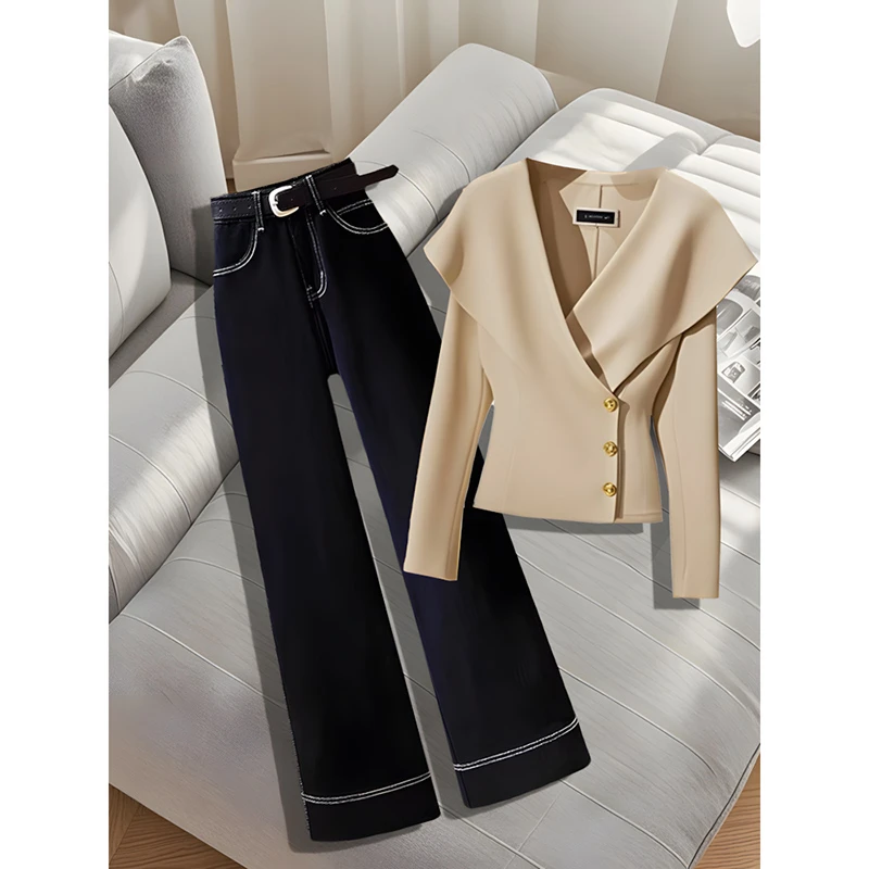 早秋套装女2025爆款高端设计感独特超好看衬衫高腰显瘦休闲直筒裤