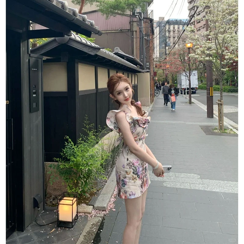 2024新款优雅复古荷叶边碎花连衣裙女夏季甜美气质女神范礼服长裙