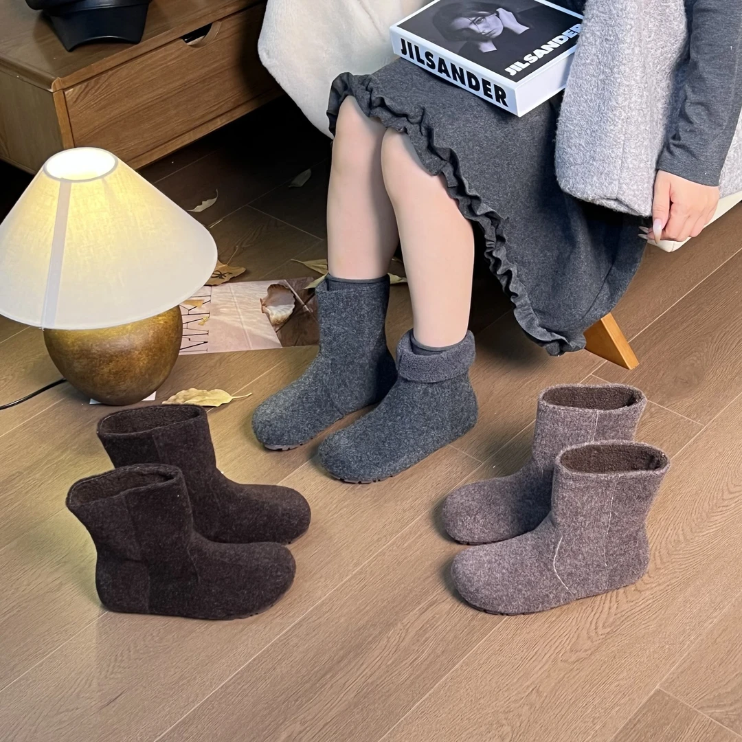 内增高保暖软复古毛呢子面短靴女2025秋冬圆头短筒勃肯靴子8588