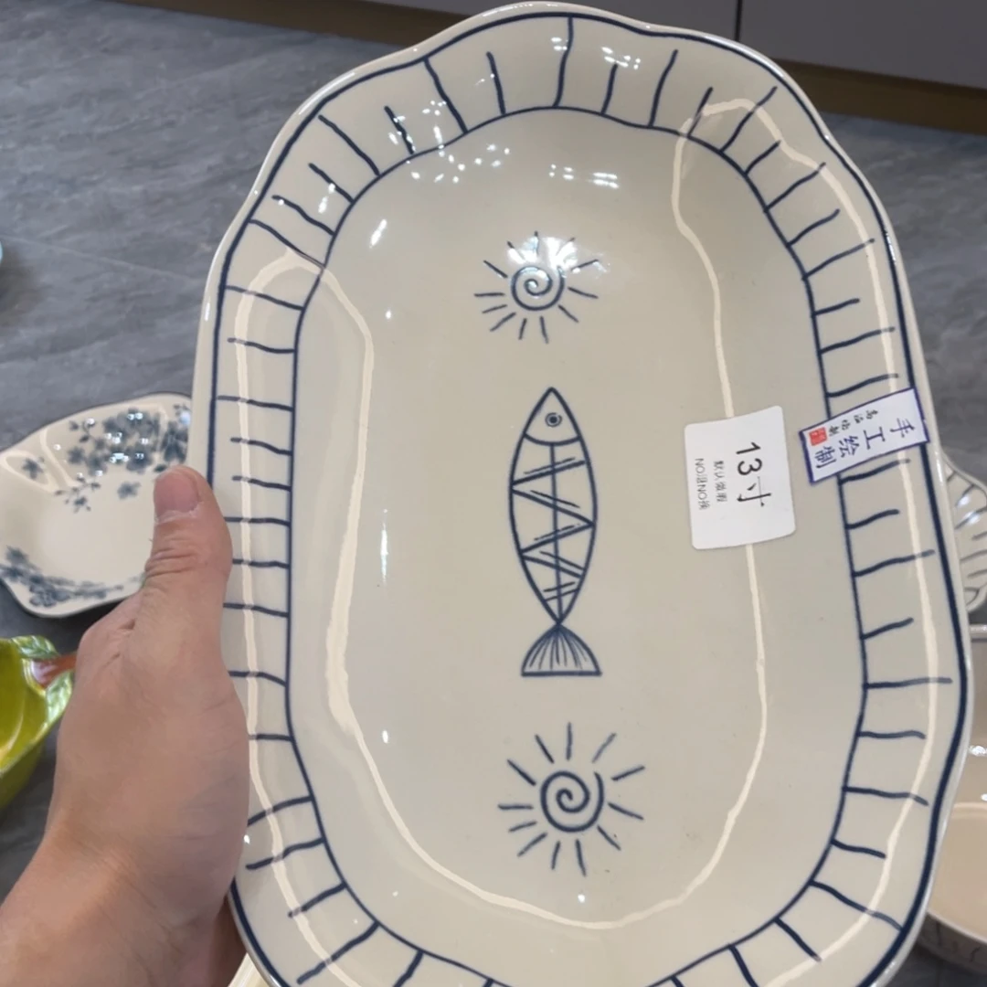 陶瓷微瑕餐具介意勿拍，满18飞！