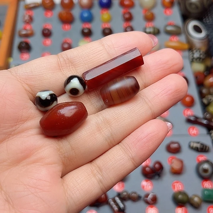 未镶嵌玛瑙/玉髓珠宝半成品?