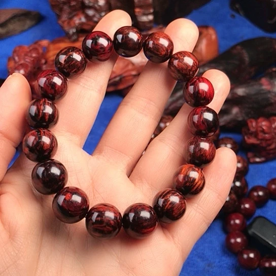 用***7降真香无事牌红降1.2