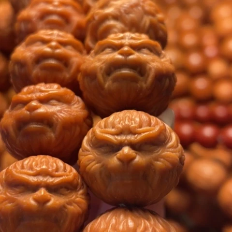 猴头核桃手串?*国舞台