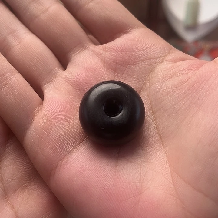 颈饰未镶嵌和田玉平安扣