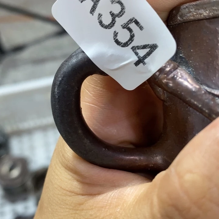 侯***飞柴烧裸烧纯手工制作瑕疵瑕疵