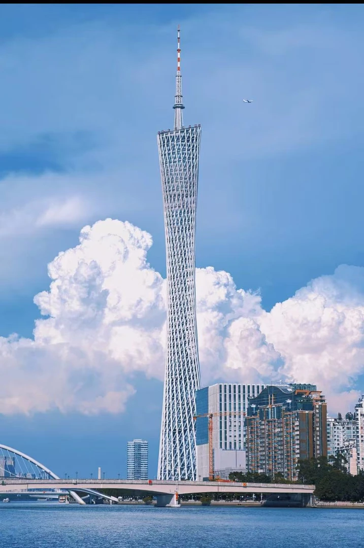 E54 新款爆款时尚圆桶包