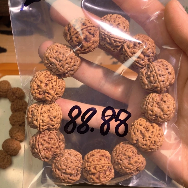 吊坠金刚菩提今****情20。