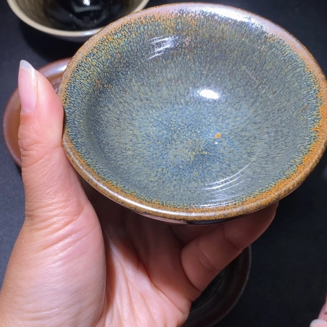 茶盏天**勤                 8