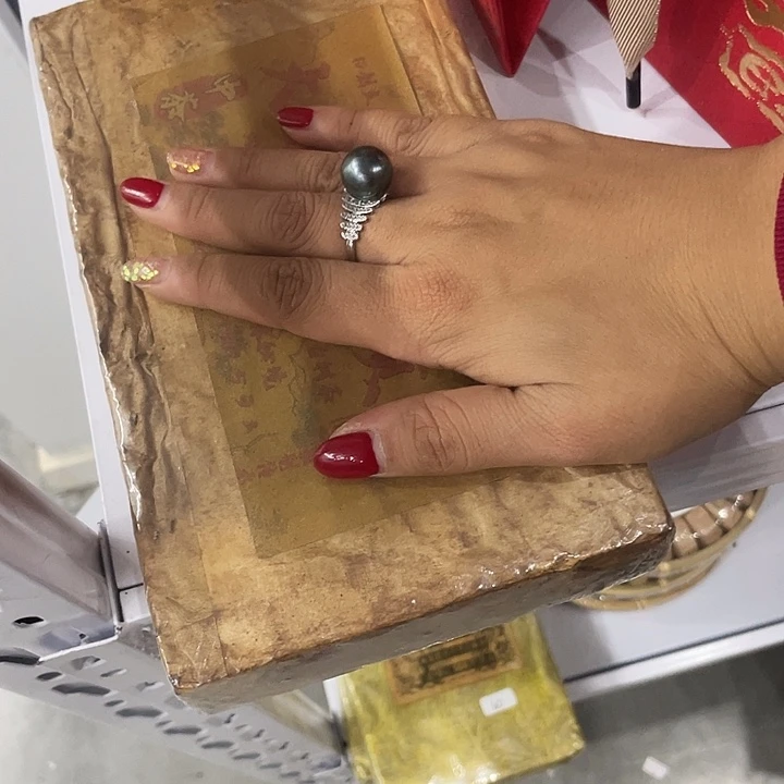 昊***哥啦啦咯哦呃呃呃呃呃呃