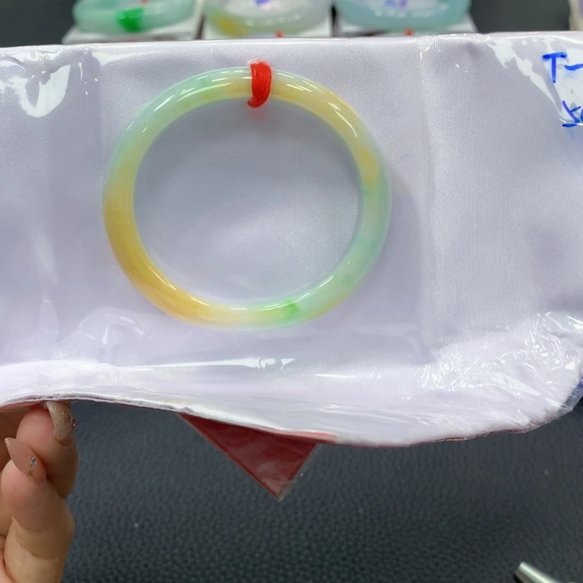【闪购商品】翡翠手镯未镶嵌翡翠