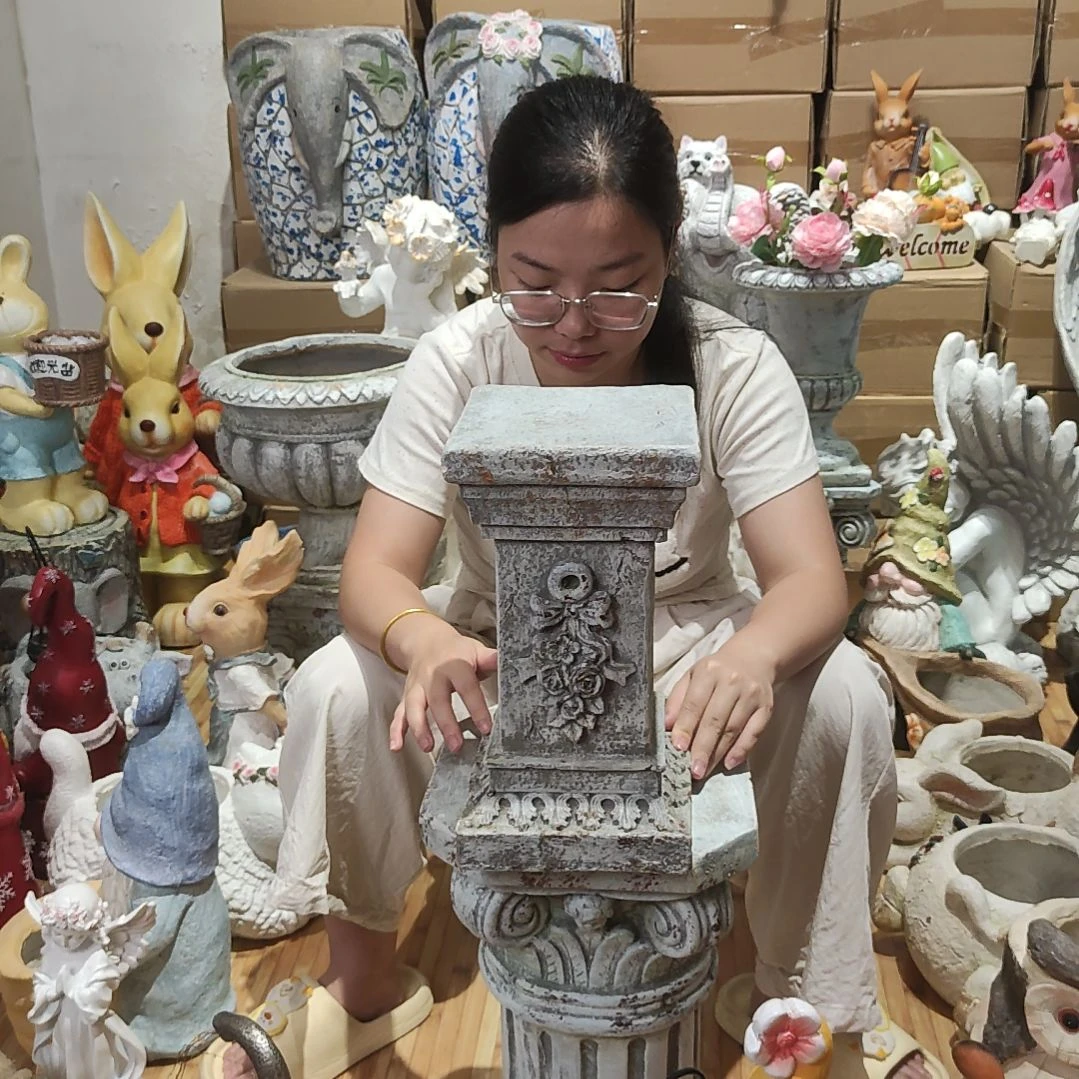 合成树脂氧化镁复古花朵柱子