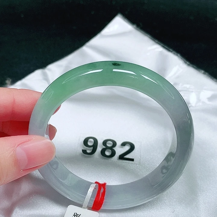 翡翠未镶嵌手镯翡翠手镯未镶嵌
