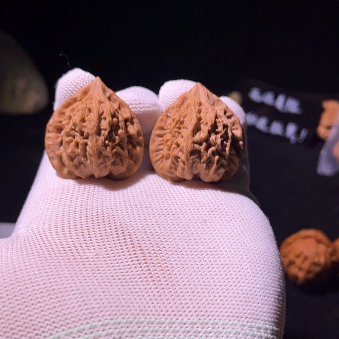 文玩核桃吊坠36野生火焰