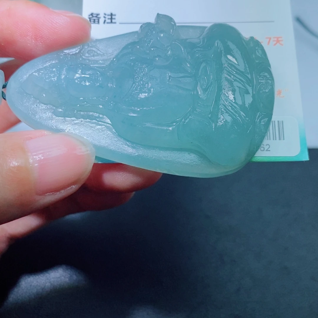 定制翡翠未镶嵌吊坠