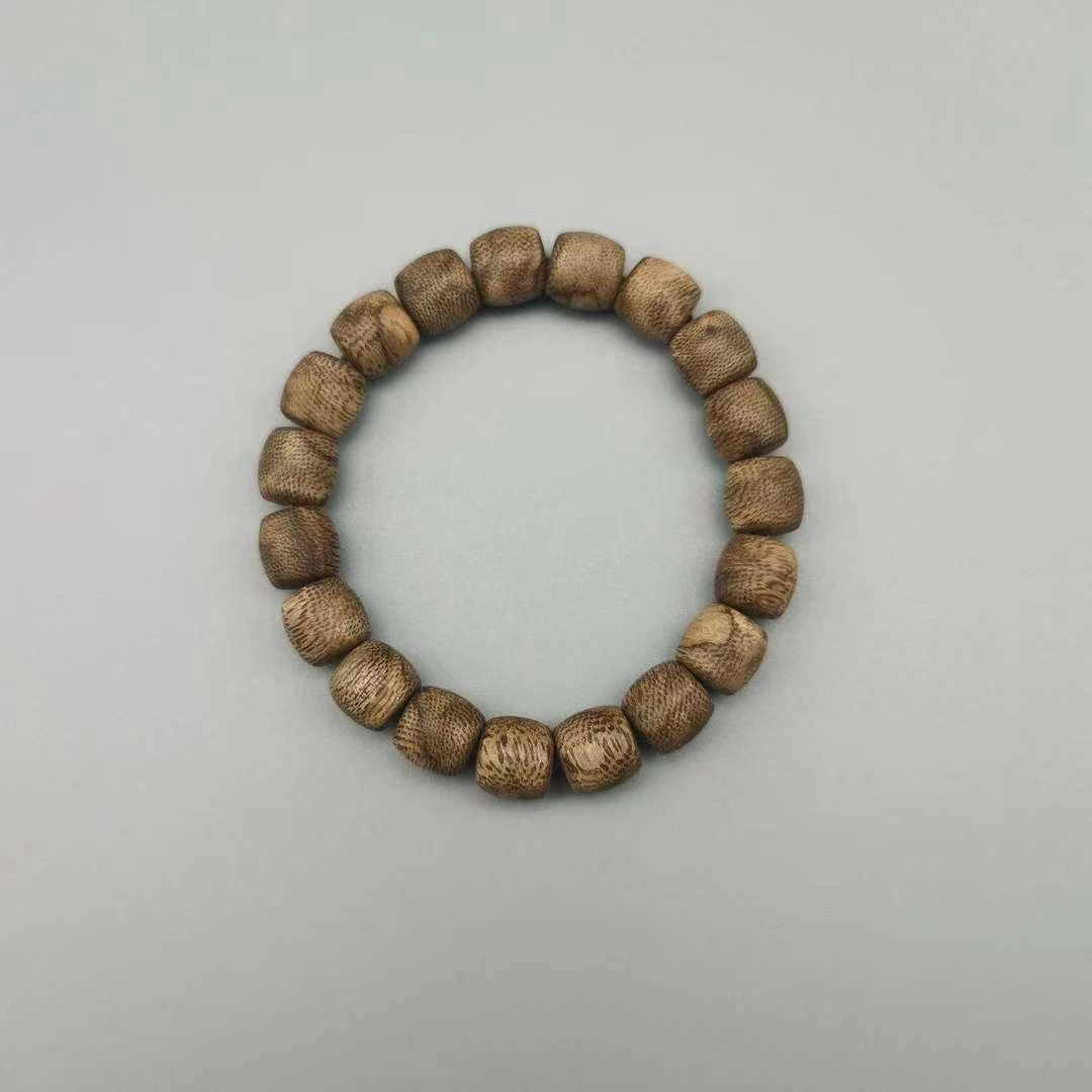 沉香【CM5552】海南尖峰岭黄油格高货 天然野沉香单圈