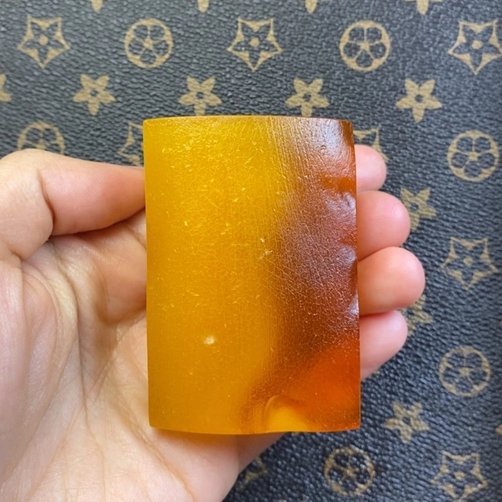 定制琥珀琥珀蜜蜡吊坠