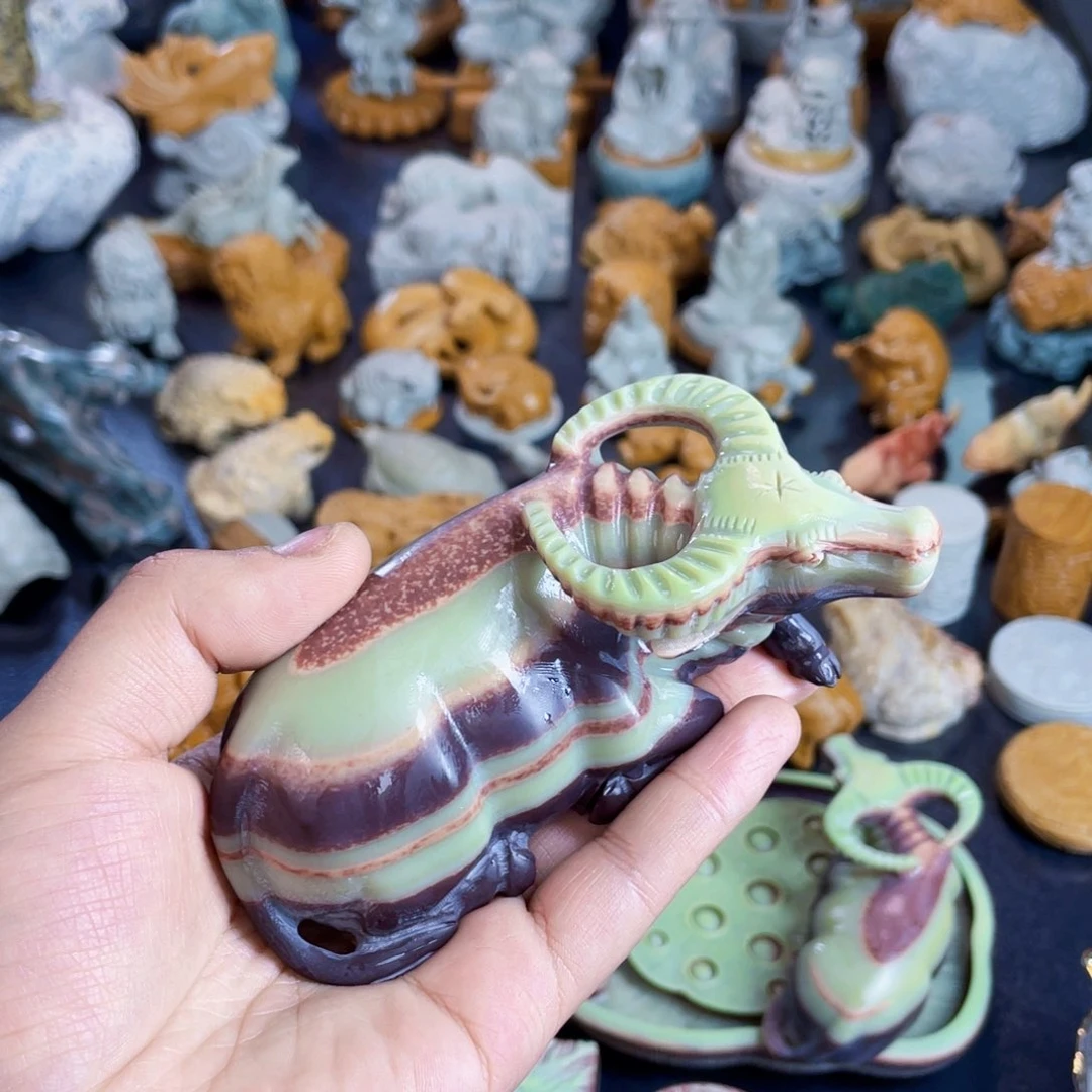 扭转乾坤紫袍玉牛茶宠