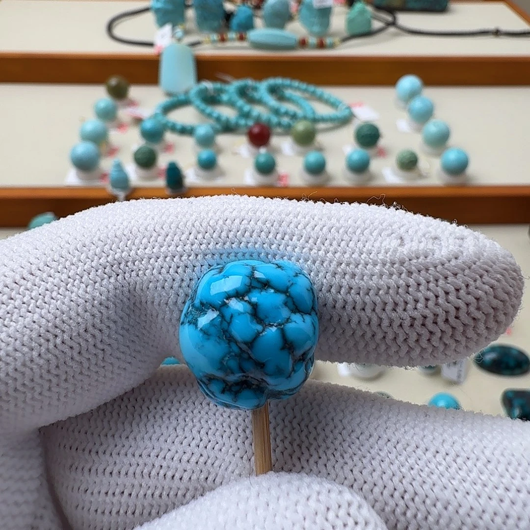 绿松石未镶嵌珠宝奇石