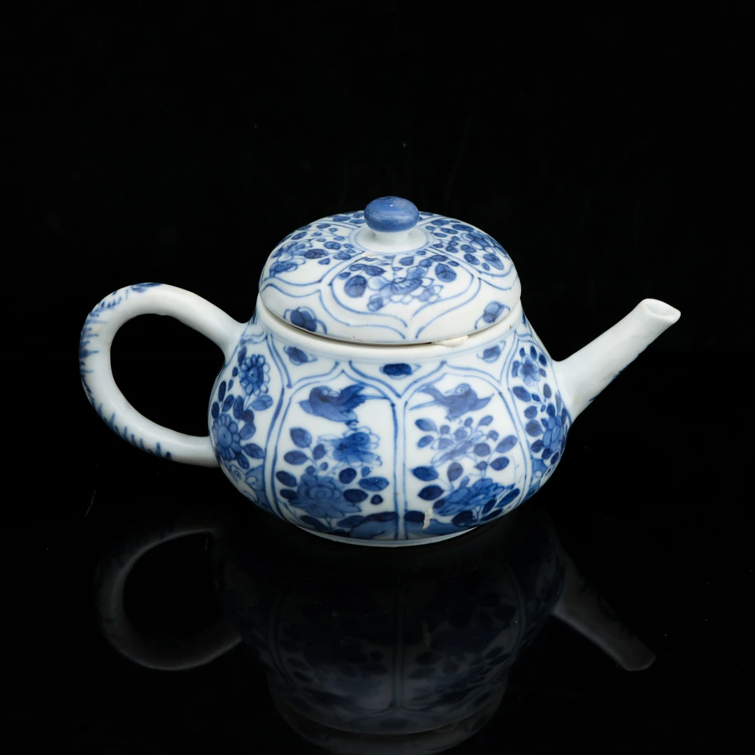 6.康熙青花人物故事杯碟壶一组（蓝队）【古董拍卖】