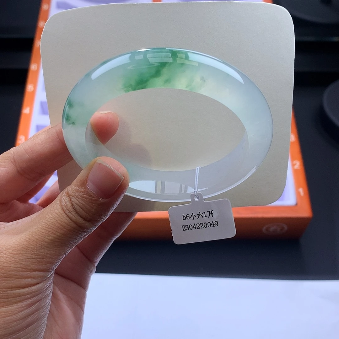 未镶嵌手镯翡翠m****北56冰飘绿花