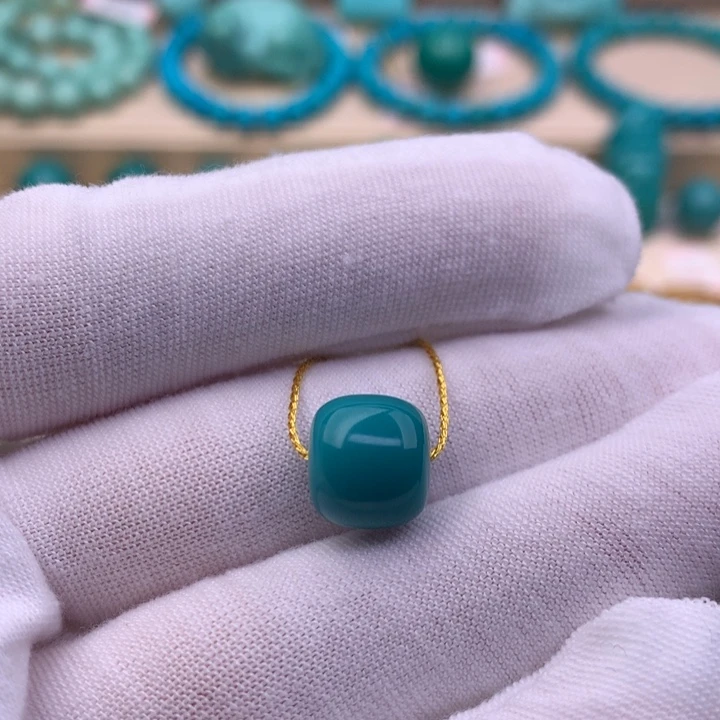 绿松石未镶嵌珠宝奇石10.6*9.6