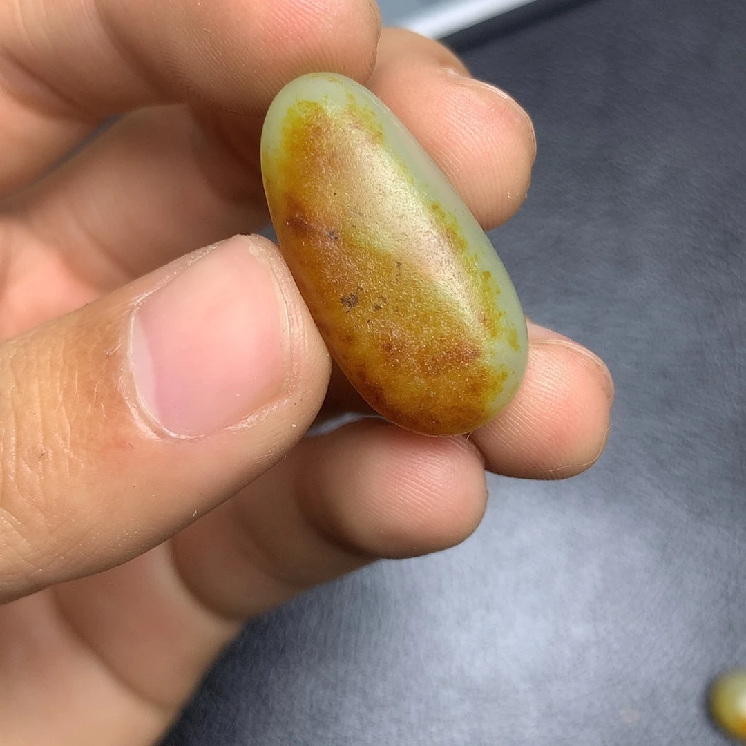 和田玉未镶嵌摆件