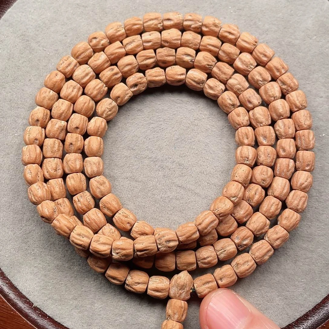 吊坠柏香籽/百香籽粉油皮直筒