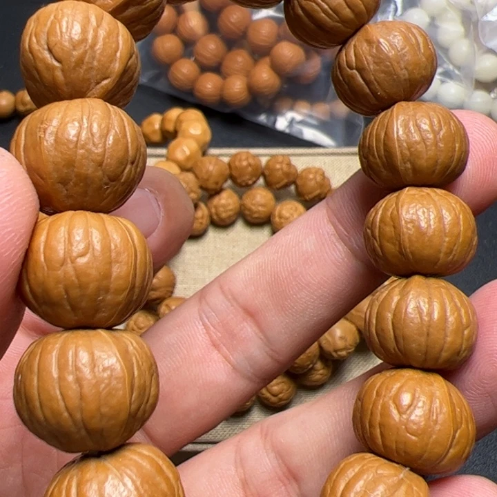 猴头核桃手串啦啦打