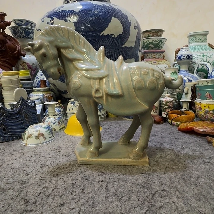 摆件陶瓷工艺品摆件汝瓷马型摆件
