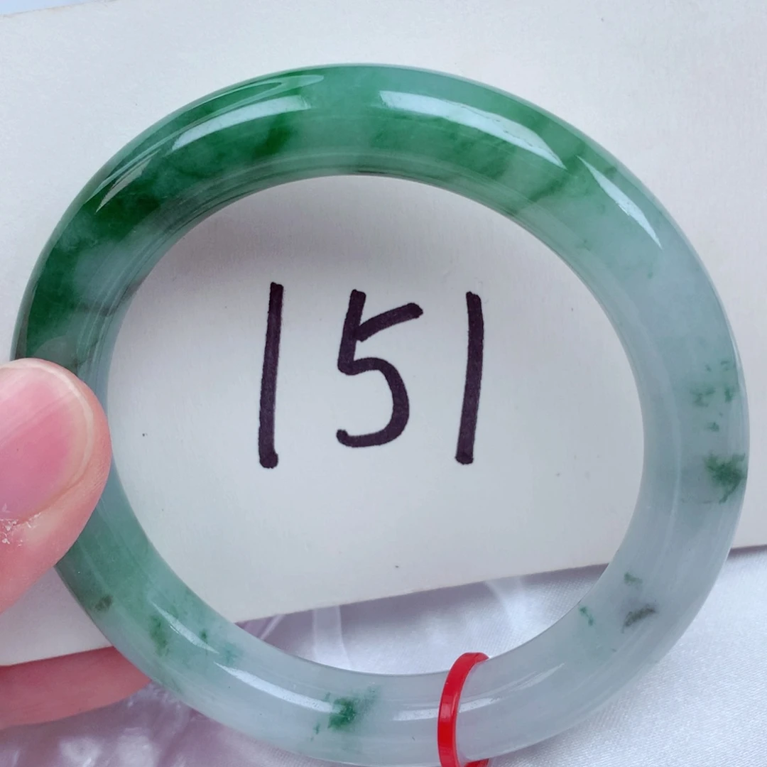 翡翠未镶嵌手镯翡翠