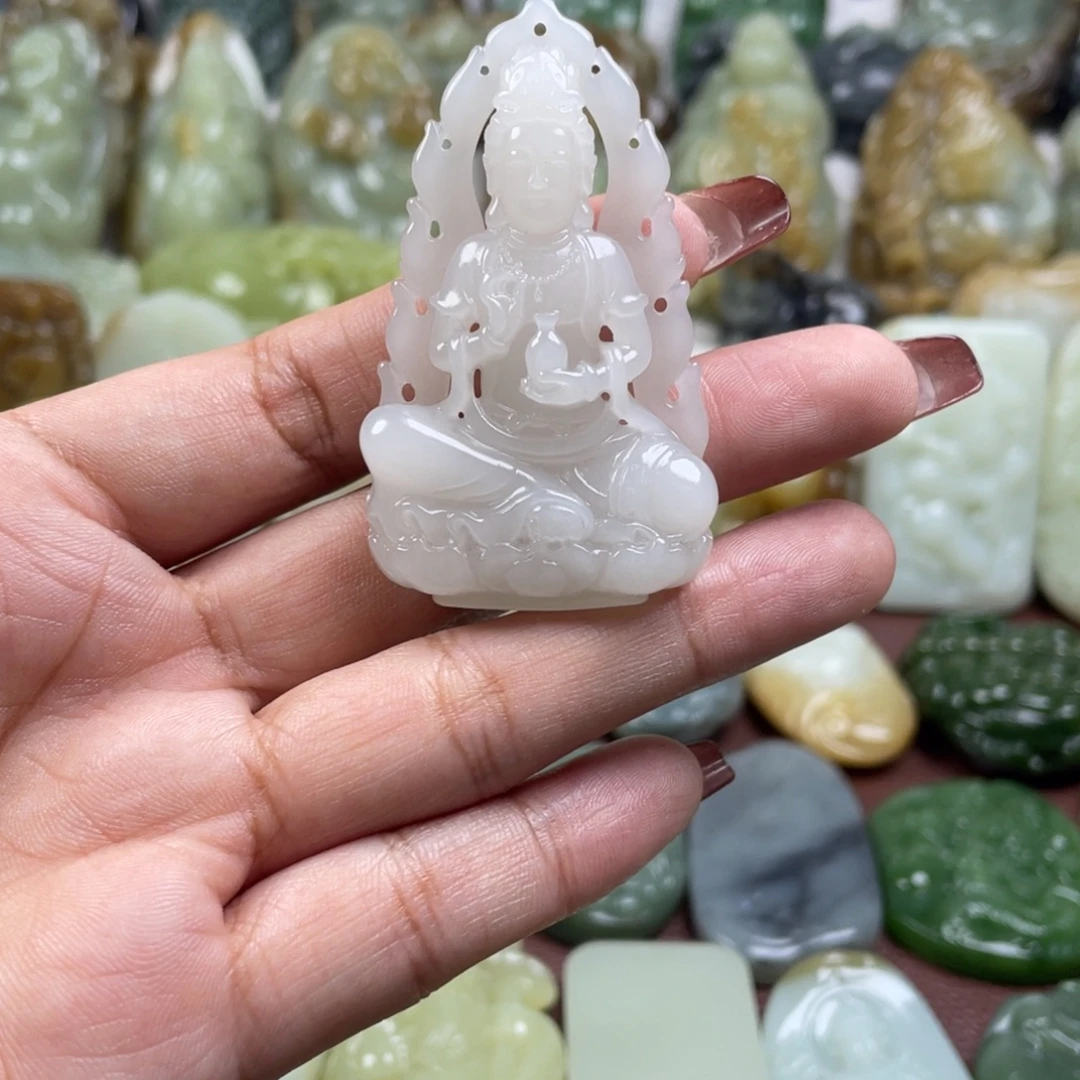 和田玉未镶嵌颈饰