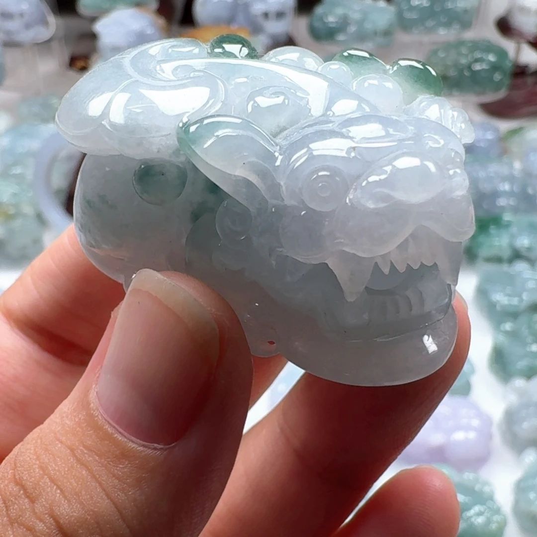 翡翠挂件未镶嵌貔貅