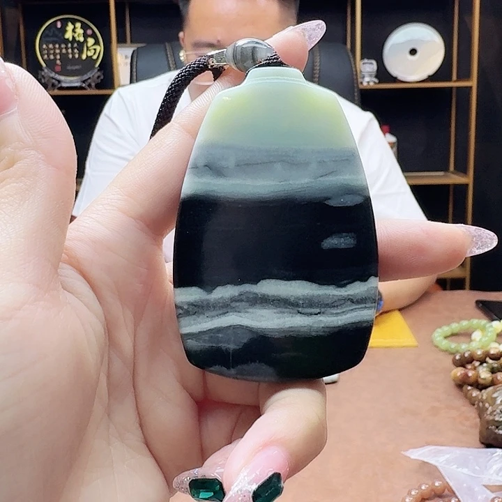 手链未镶嵌透闪石质玉雷*