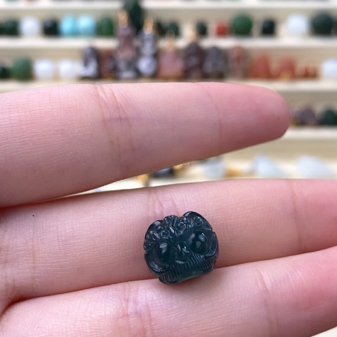 颈饰未镶嵌翡翠单珠