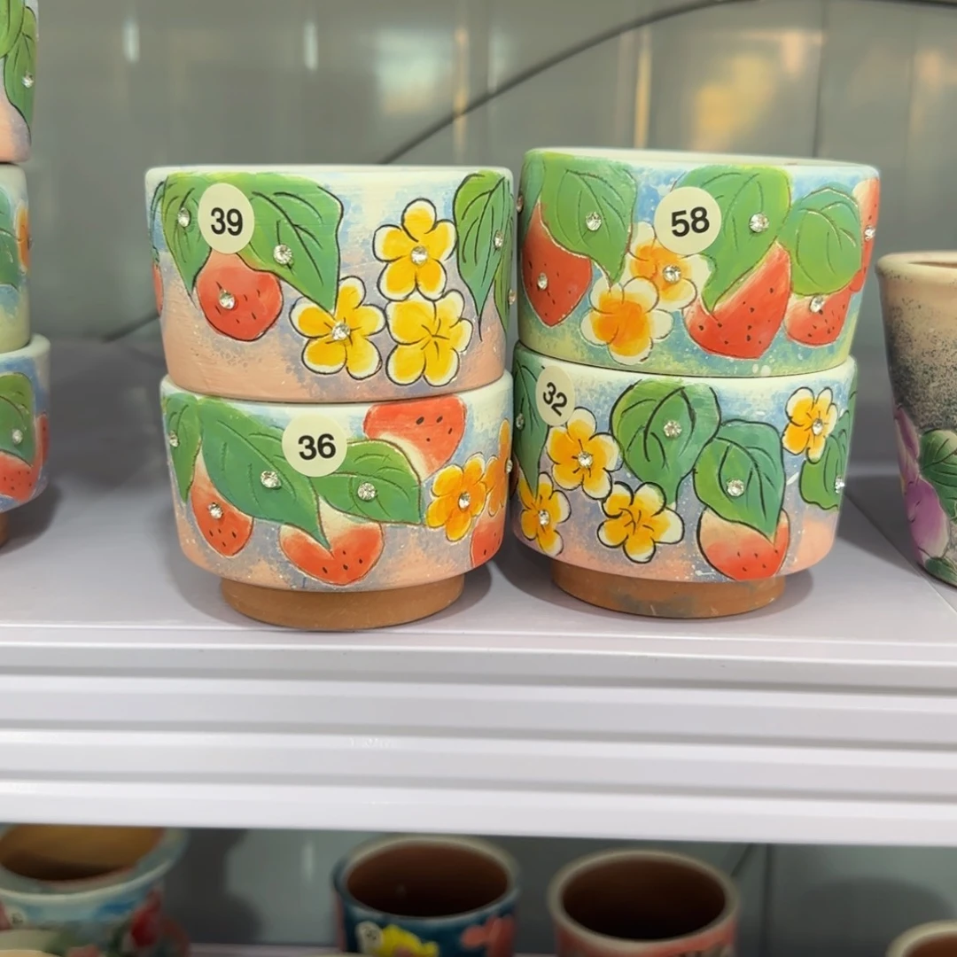 内口径7.5高6左右，4个