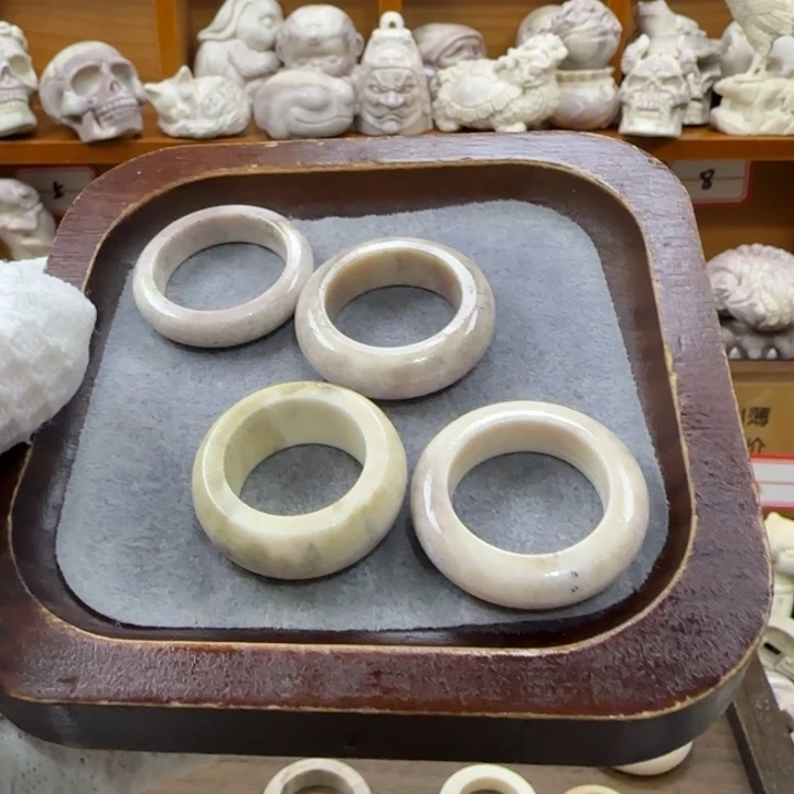 非金属配饰鹿角雕刻跑环