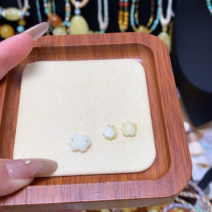 手链蜜蜡未镶嵌D****人蜜蜡蝴蝶小花