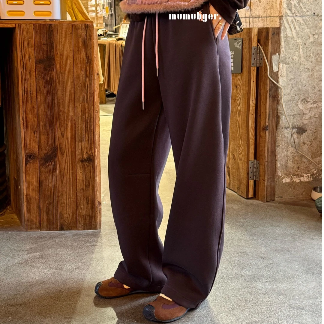 MUMUBYER •“小火炉”加绒卡通刺绣抽绳弯刀卫裤