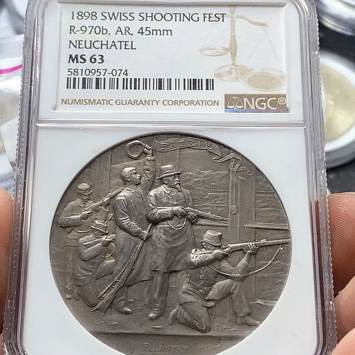 用***4银Ag900瑞士射击节高浮雕银章