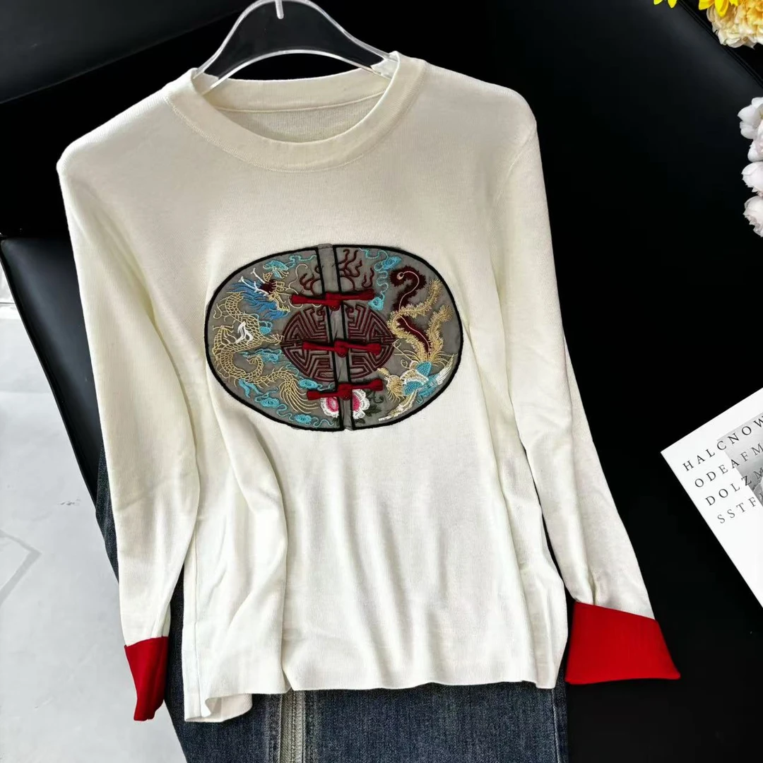 《妞妞》春季中式国风盘扣刺绣正肩长袖针织上衣0225159-黑色