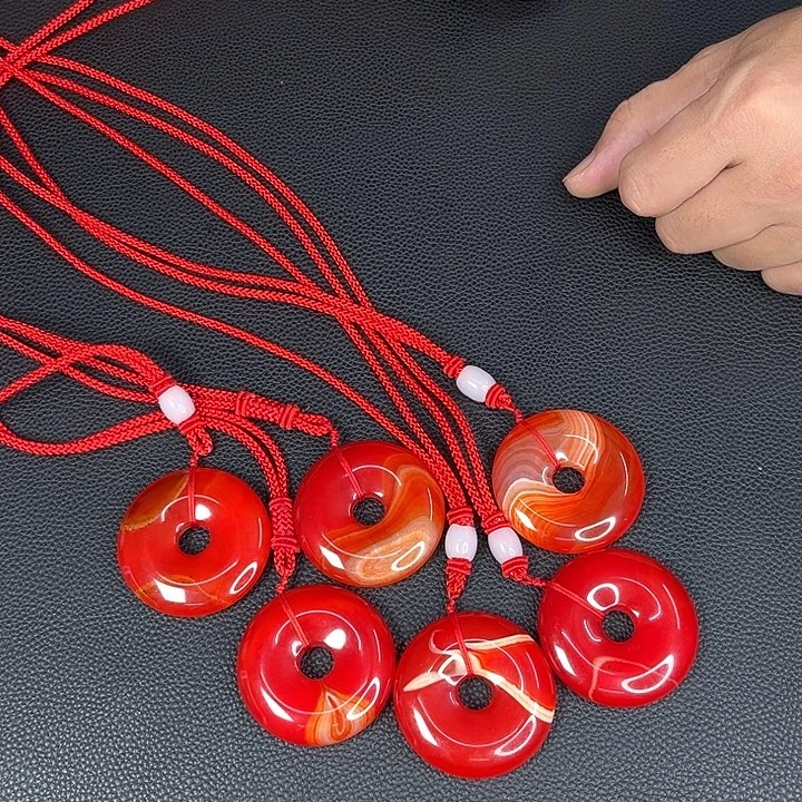 玛瑙未镶嵌颈饰T10三姑娘平安扣发其一