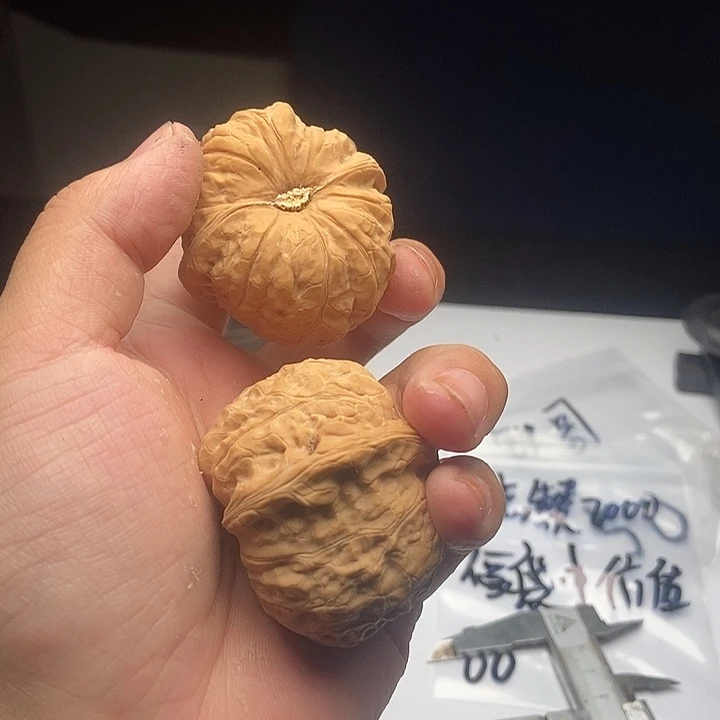 桃核吊坠c**e吹斤斤计较好