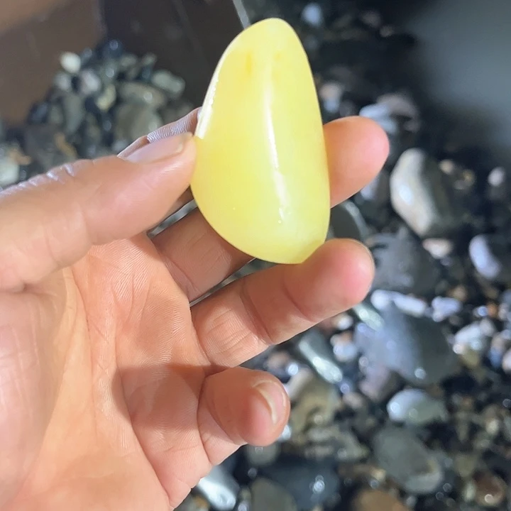 未镶嵌和田玉（糖玉）挂件